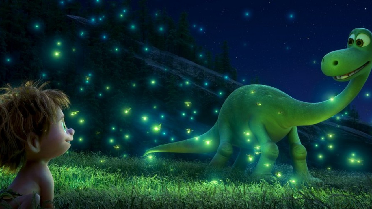 THE GOOD DINOSAUR – SEEING THE LIGHT — An Apatosaurus named Arlo makes an unlikely human friend in Disney•Pixar’s “The Good Dinosaur.” Directed by Peter Sohn, “The Good Dinosaur” opens in theaters nationwide Nov. 25, 2015. ©2015 Disney•Pixar. All Rights Reserved.
