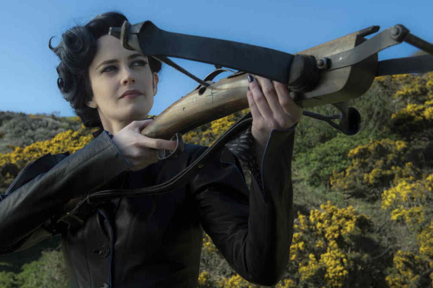 Miss Peregrine's Home For Peculiar ChildrenTM & © 2015 Twentieth Century Fox Film Corporation.  All Rights Reserved.  Not for sale or duplication.