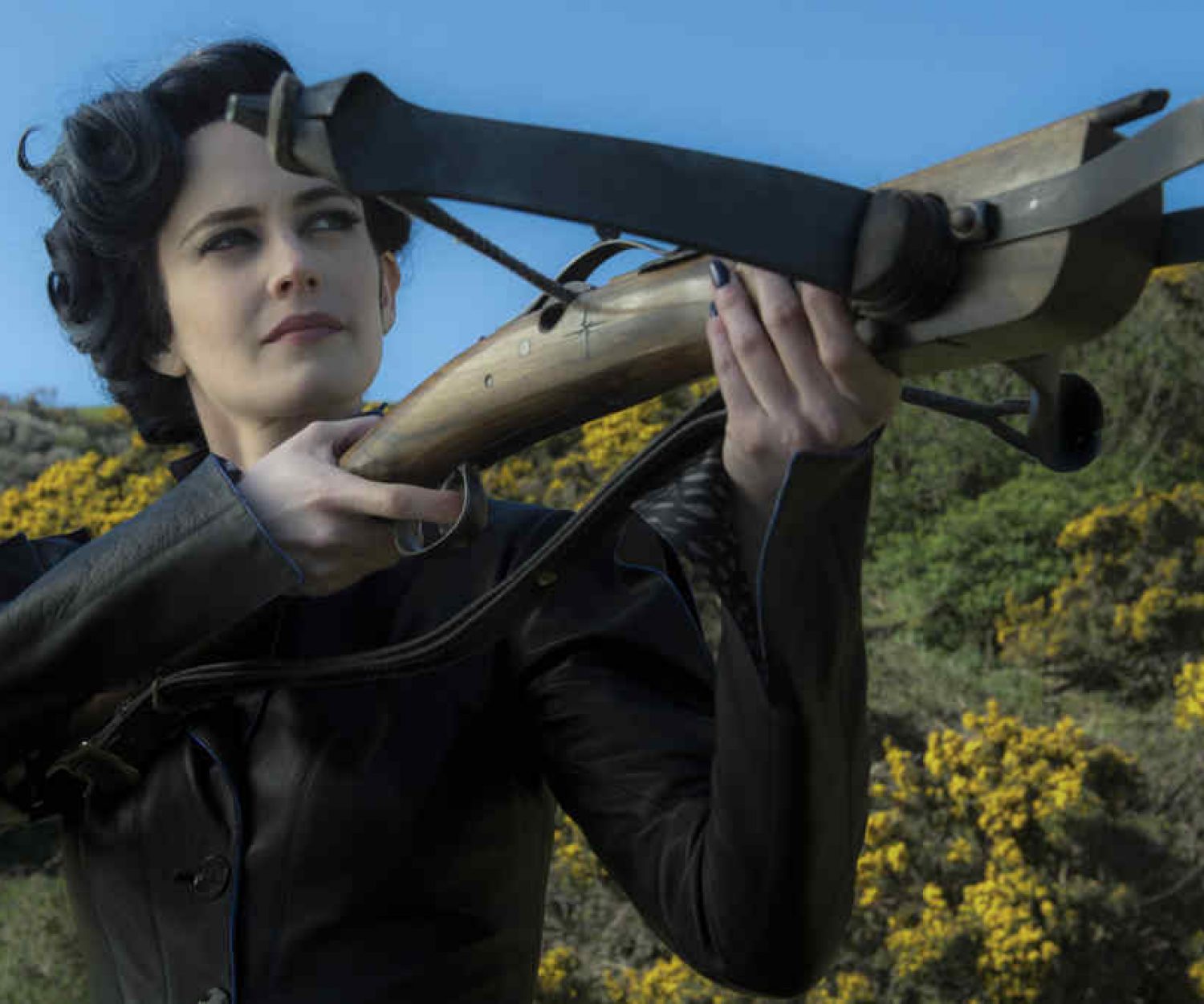 Miss Peregrine's Home For Peculiar ChildrenTM & © 2015 Twentieth Century Fox Film Corporation.  All Rights Reserved.  Not for sale or duplication.