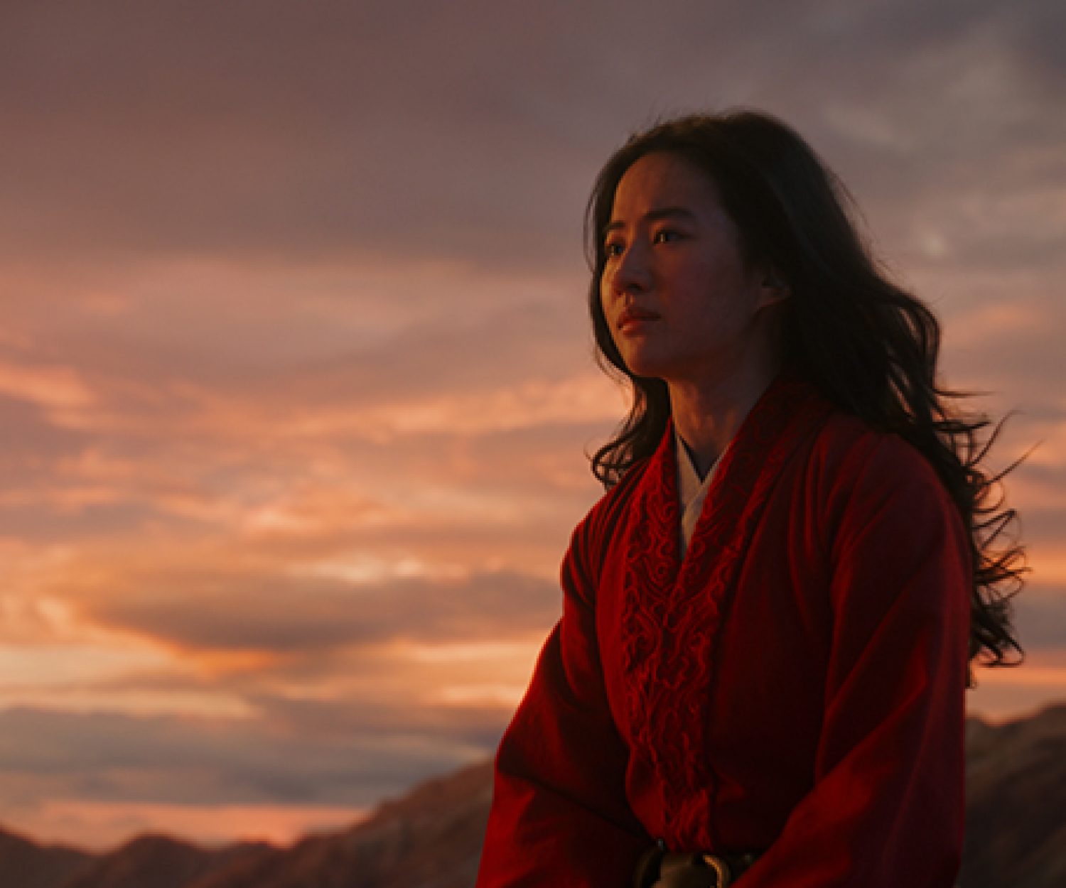 Disney's MULAN..Mulan (Yifei Liu)..Photo: Film Frame..© 2019 Disney Enterprises, Inc. All Rights Reserved.