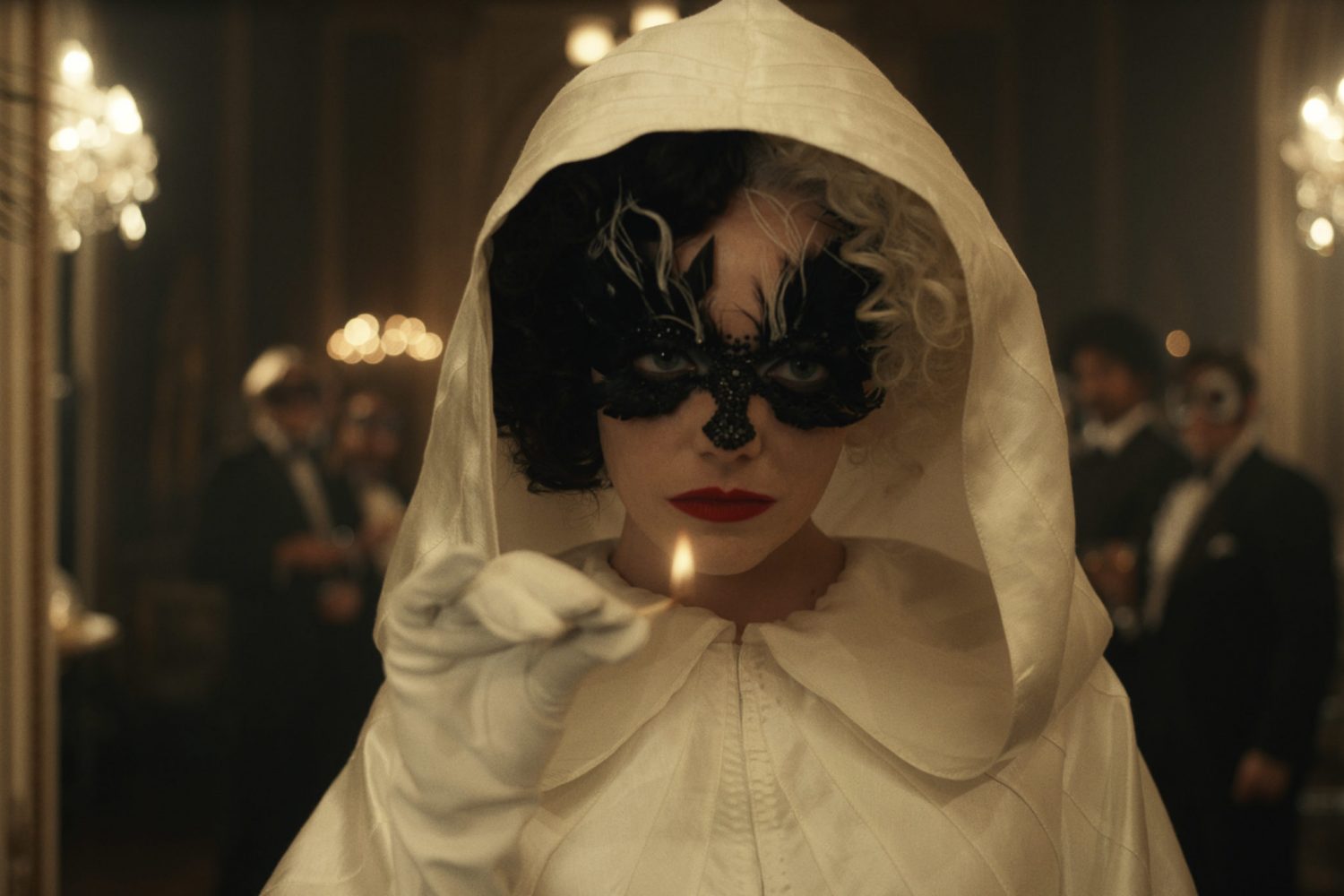 Emma Stone as Cruella in Disney’s live-action CRUELLA. Photo courtesy of Disney. © 2021 Disney Enterprises Inc. All Rights Reserved.