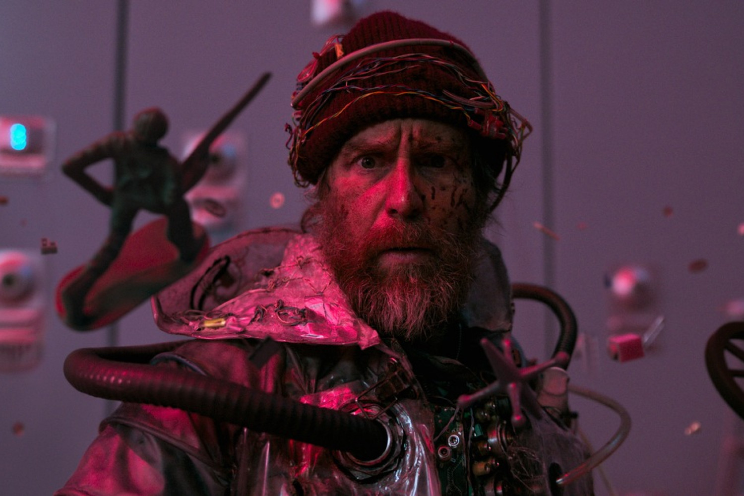 Sam Rockwell als "Mann aus der Zukunft" in GOOD LUCK, HAVE FUN, DON'T DIE. / Weiterer Text über ots und www.presseportal.de/nr/12946 / Die Verwendung dieses Bildes für redaktionelle Zwecke ist unter Beachtung aller mitgeteilten Nutzungsbedingungen zulässig und dann auch honorarfrei. Veröffentlichung ausschließlich mit Bildrechte-Hinweis.